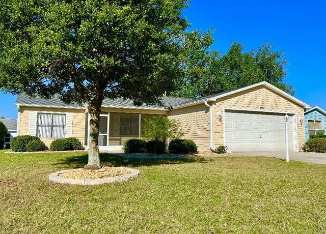 Property at 404 San Marino Dr, Lady Lake, FL 32159, 2 beds, 2 baths