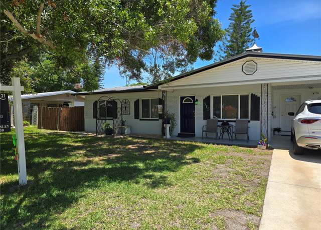 Property at 315 Shore Dr E, Oldsmar, FL 34677, 3 beds, 2 baths