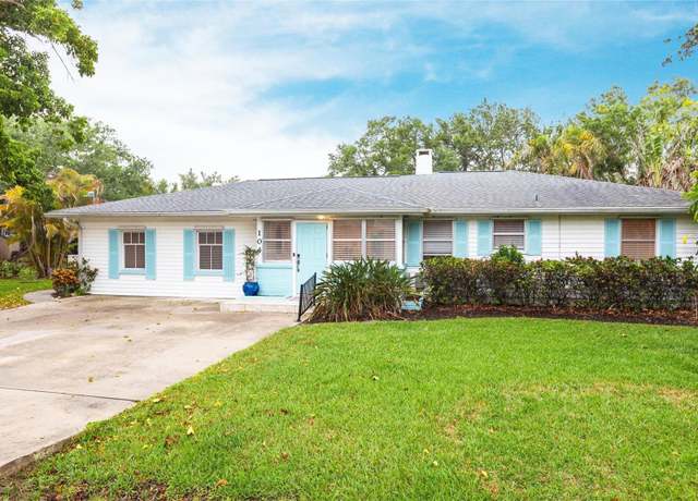 Property at 104 Shoreland Dr, Osprey, FL 34229, 4 beds, 2 baths