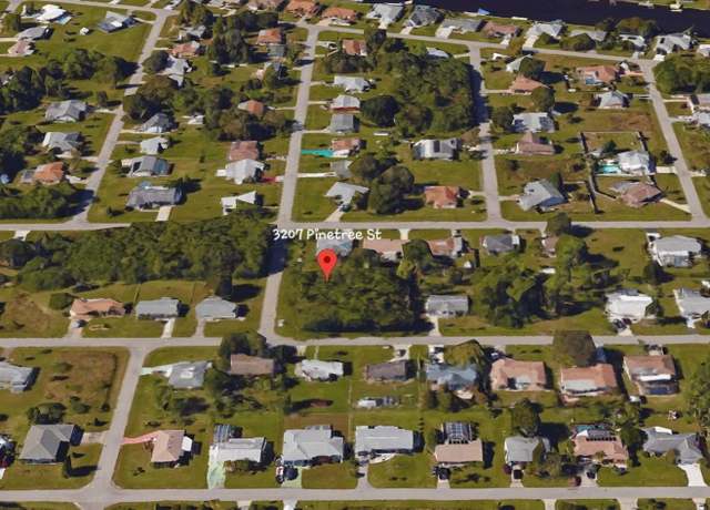 Property at 3207 Pinetree St, Port Charlotte, FL 33952