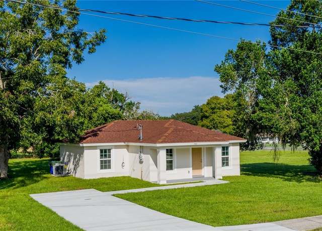 Property at 1526 Providence Rd, Lakeland, FL 33805, 4 beds, 2 baths