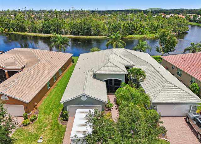 Property at 15837 Aurora Lake Cir, Wimauma, FL 33598, 2 beds, 2 baths