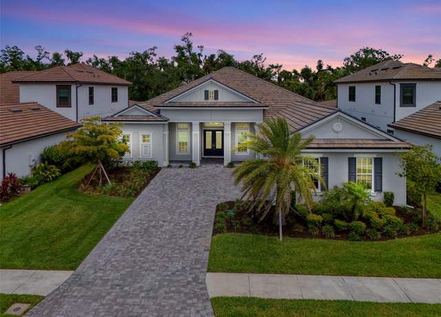 Property at 9048 Luna Ln, Sarasota, FL 34241, 3 beds, 3.5 baths