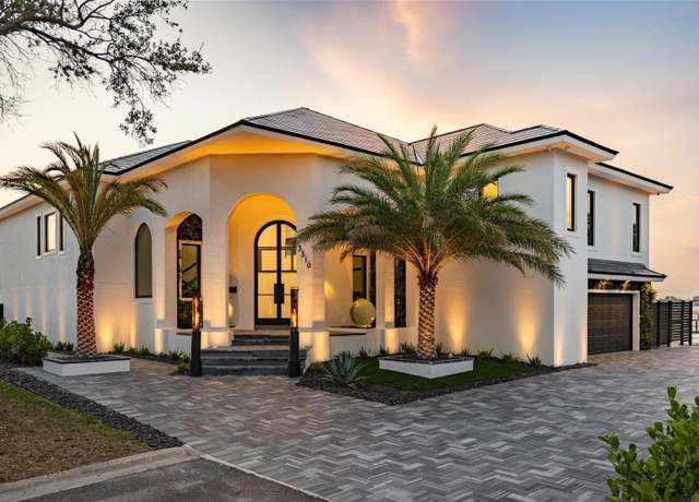 Property at 3310 Sunset Dr N, St Petersburg, FL 33710, 3 beds, 4 baths