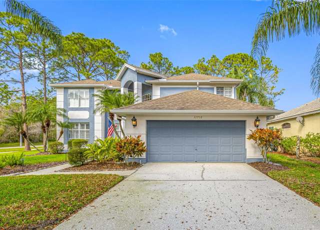 Property at 15702 Muirfield Dr, Odessa, FL 33556, 4 beds, 2.5 baths