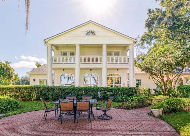 Property at 15612 Howell Park Ln, Tampa, FL 33625, 4 beds, 3.5 baths