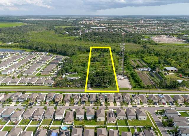 Property at 11109 Sumner Rd, Wimauma, FL 33598, 4 beds, 2 baths