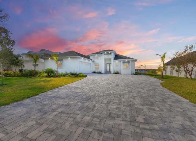 Property at 118 River Ln, Ormond Beach, FL 32176, 4 beds, 3 baths