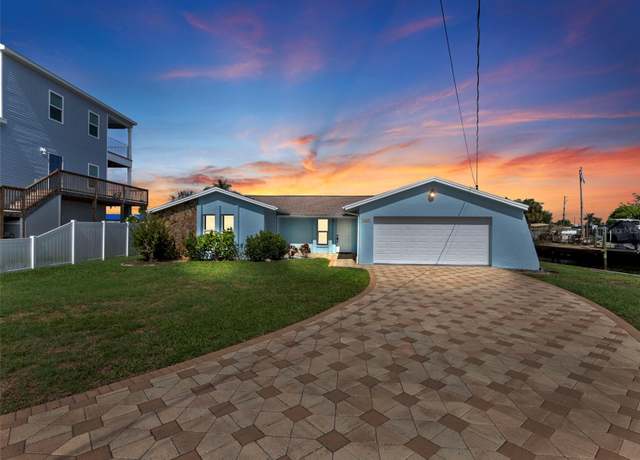 Property at 13437 Lisa Dr, Hudson, FL 34667, 2 beds, 2 baths