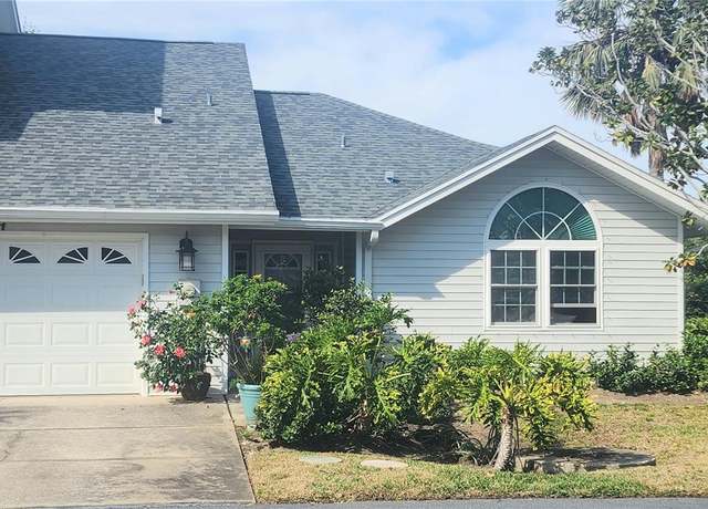 Property at 11722 Currie Ln Unit E1, Largo, FL 33774, 2 beds, 2 baths