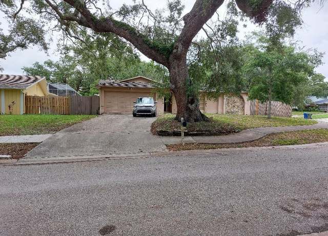 Property at 2246 Ashbury Dr, Clearwater, FL 33764, 4 beds, 3 baths
