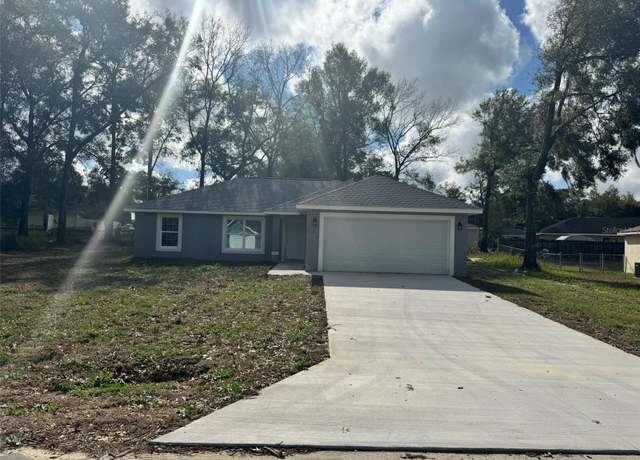 Property at 3 Dogwood Trl, Ocala, FL 34472, 3 beds, 2 baths