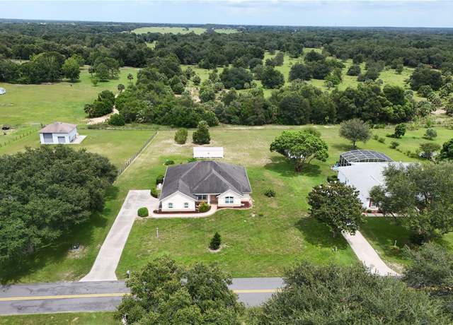 Property at 32730 Scenic Hills Dr, Mount Dora, FL 32757, 4 beds, 3 baths