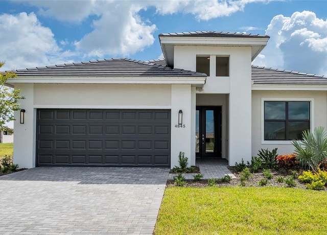 Property at 4845 Carova Way, Lakewood Ranch, FL 34211, 2 beds, 2 baths