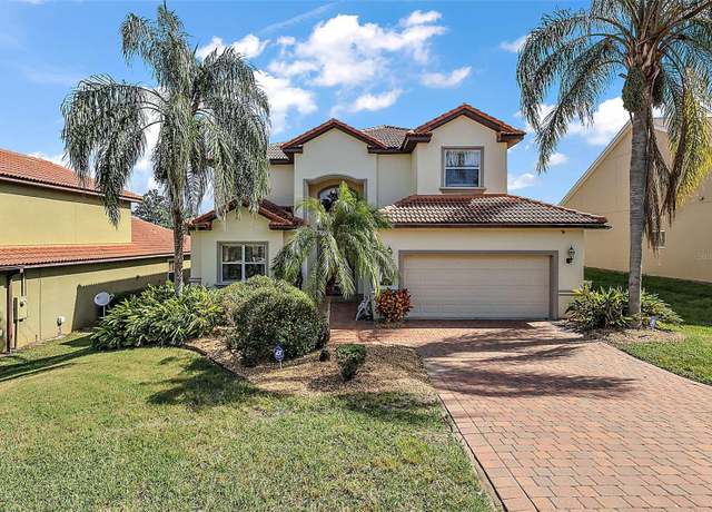 Property at 212 Crestrun Loop, Leesburg, FL 34748, 4 beds, 3.5 baths