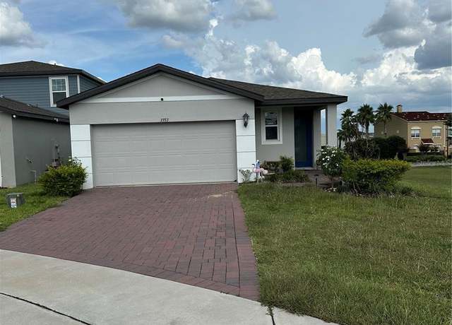 Property at 3953 Marbella Way, Davenport, FL 33897, 3 beds, 2 baths