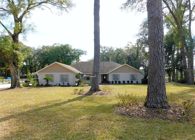 Property at 4960 SE 17th St, Ocala, FL 34471, 3 beds, 2.5 baths