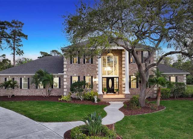 Property at 6722 Oakmont Way, Lakewood Ranch, FL 34202, 4 beds, 3.5 baths