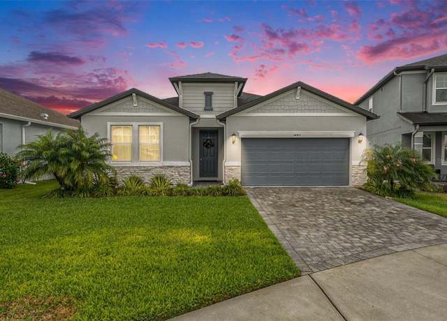 Property at 34303 Radley Way, Wesley Chapel, FL 33545, 4 beds, 3 baths