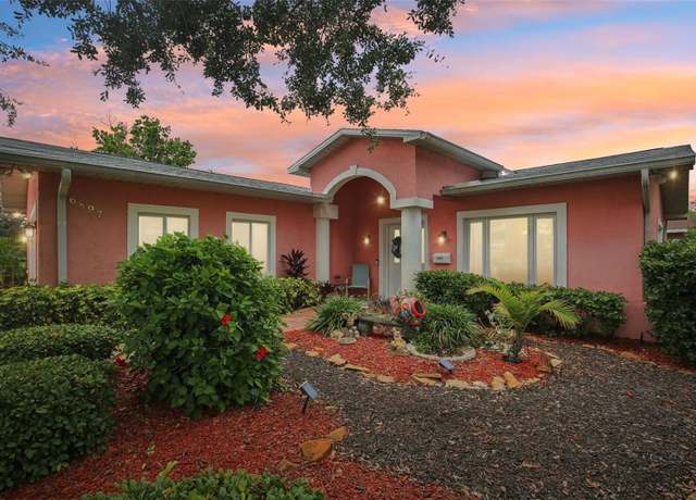 Property at 6897 18th St N, St Petersburg, FL 33702, 3 beds, 2 baths