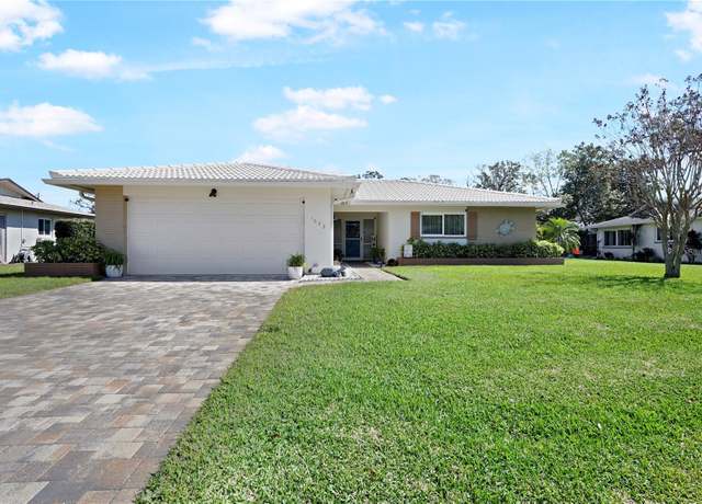 Property at 1602 W Dorchester Dr, Palm Harbor, FL 34684, 2 beds, 2 baths