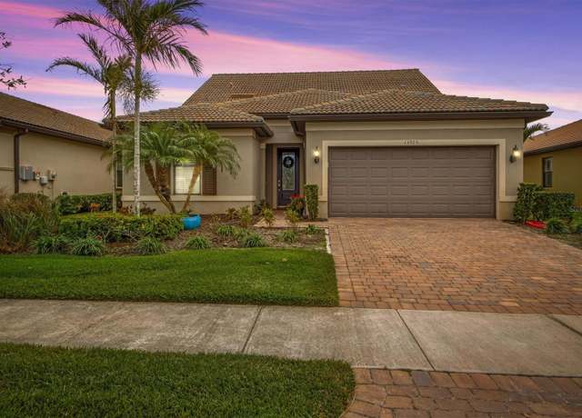 Property at 13925 Miranese St, Venice, FL 34293, 3 beds, 3 baths