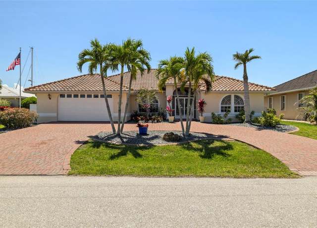 Property at 2817 LA Mancha Ct, Punta Gorda, FL 33950, 4 beds, 2.5 baths
