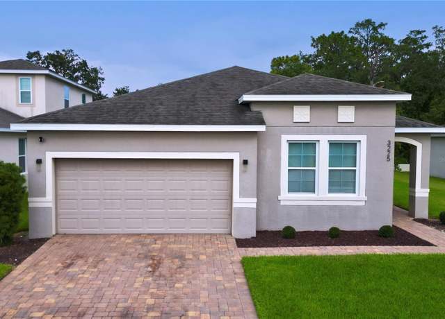 Property at 3225 Stratton Cir, Kissimmee, FL 34744, 4 beds, 2 baths