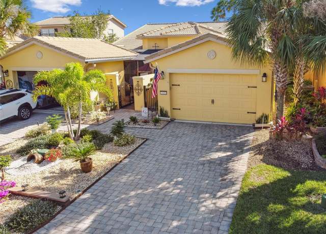 Property at 2448 Palm Tree Dr, Kissimmee, FL 34759, 3 beds, 2 baths