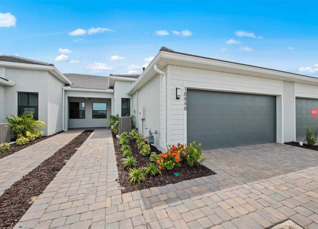 Property at 18848 Indian Rock Pl, Lakewood Ranch, FL 34211, 2 beds, 2 baths