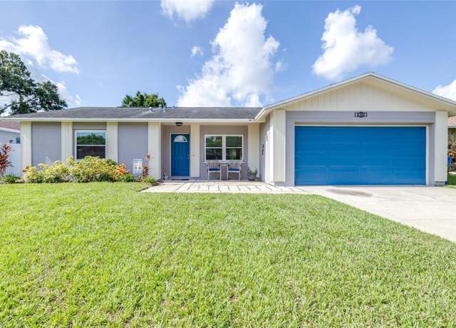 Property at 8360 121st Pl, Largo, FL 33773, 3 beds, 2 baths