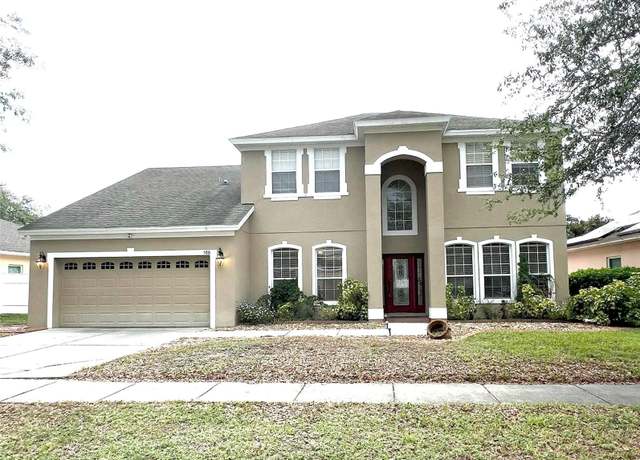Property at 108 Whispering Pines Way, Davenport, FL 33837, 4 beds, 2.5 baths
