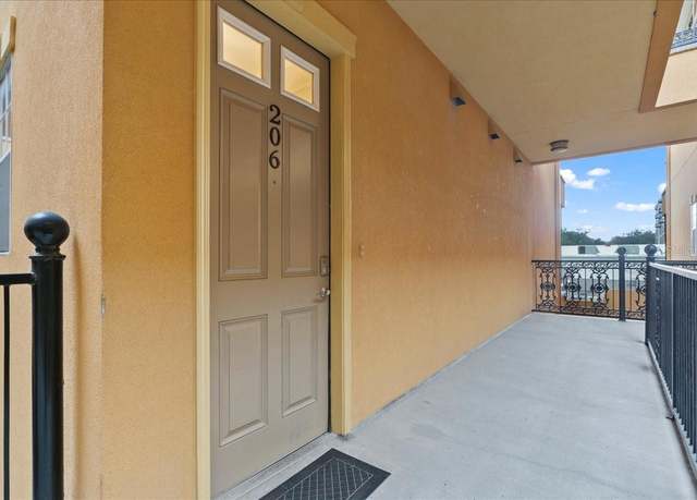 Property at 325 NW 14th St #206, Gainesville, FL 32603, 2 beds, 2 baths