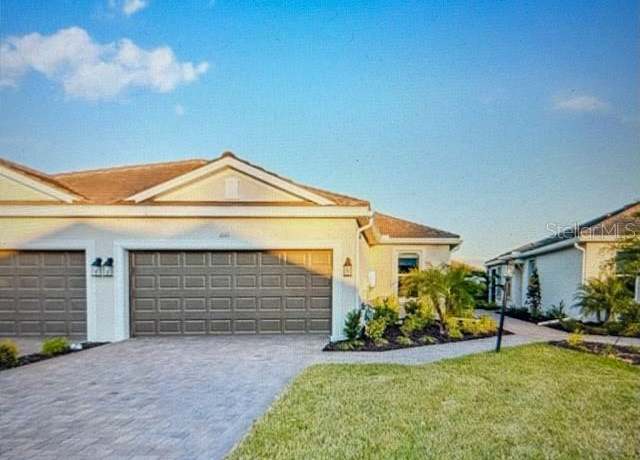 Property at 6020 Mesa Gln, Bradenton, FL 34203, 2 beds, 2 baths