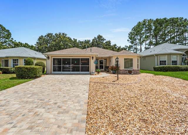 Property at 9656 SW 93rd Loop, Ocala, FL 34481, 2 beds, 2 baths