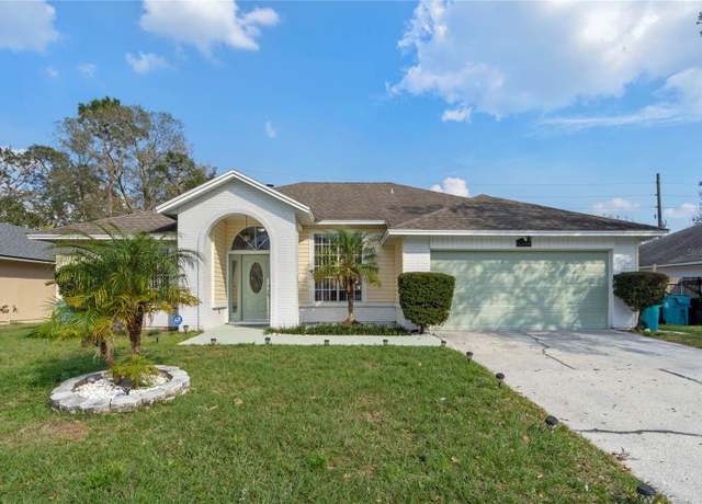 Property at 5173 Clarion Oaks Dr, Orlando, FL 32808, 4 beds, 2 baths