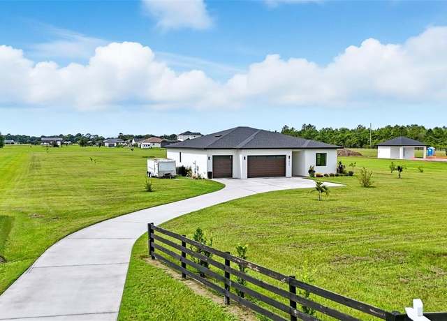 Property at 4440 E Shirley Shores Rd, Tavares, FL 32778, 3 beds, 2 baths