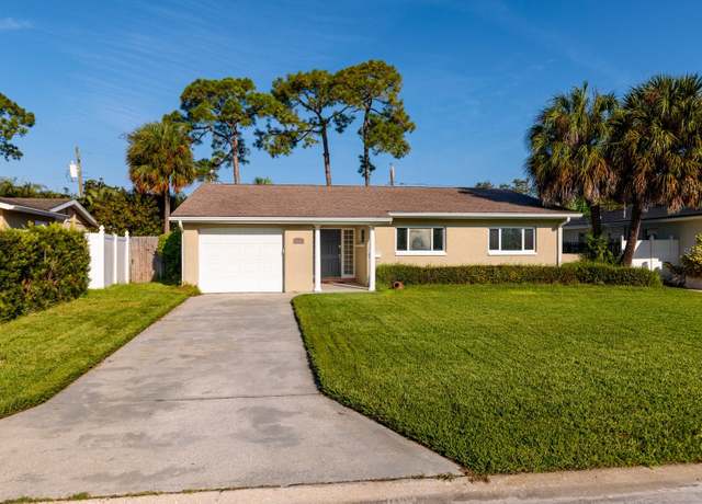 Property at 4510 Helena St NE, St Petersburg, FL 33703, 3 beds, 2 baths