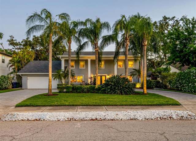 Property at 4106 W Cleveland St, Tampa, FL 33609, 4 beds, 2.5 baths