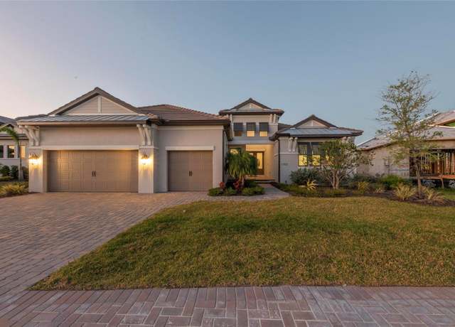Property at 1702 4th ST E St E, Palmetto, FL 34221, 3 beds, 2.5 baths