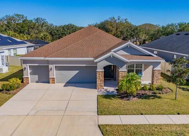 Property at 17671 Bright Wheat Dr, Lithia, FL 33547, 4 beds, 3 baths