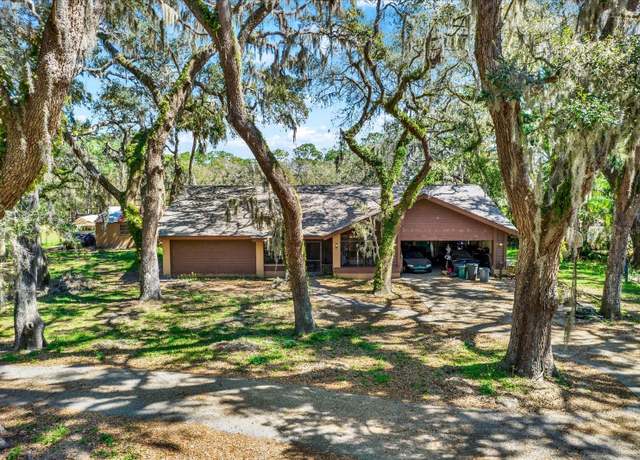 Property at 2690 E Lake Trl, Tarpon Springs, FL 34688, 4 beds, 2.5 baths