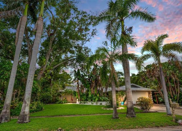 Property at 1151 Lancer Ln, Tarpon Springs, FL 34689, 3 beds, 2 baths