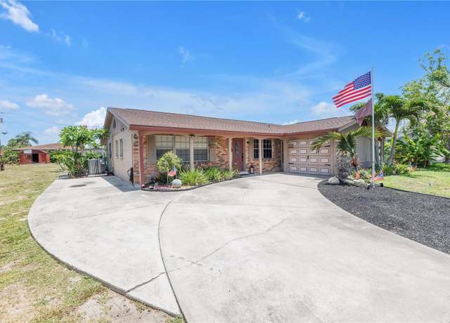 Property at 3311 Florida Blvd, Bradenton, FL 34207, 3 beds, 2 baths