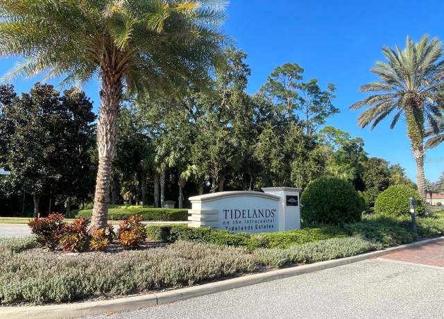 Property at 130 Longview Way N, Palm Coast, FL 32137