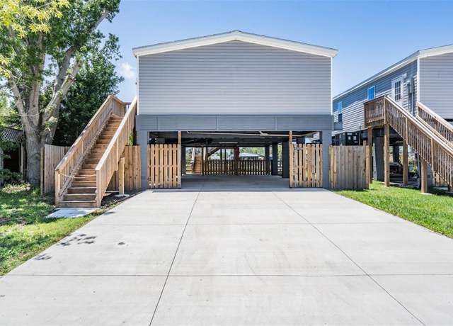 Property at 13039 Keel Ct, Hudson, FL 34667, 3 beds, 2 baths