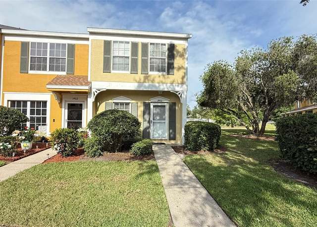 Property at 1400 Costa Mesa Dr, Wesley Chapel, FL 33543, 2 beds, 2.5 baths