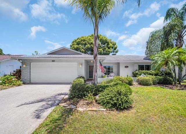 Property at 2113 Malcolm Dr, Palm Harbor, FL 34684, 2 beds, 2 baths