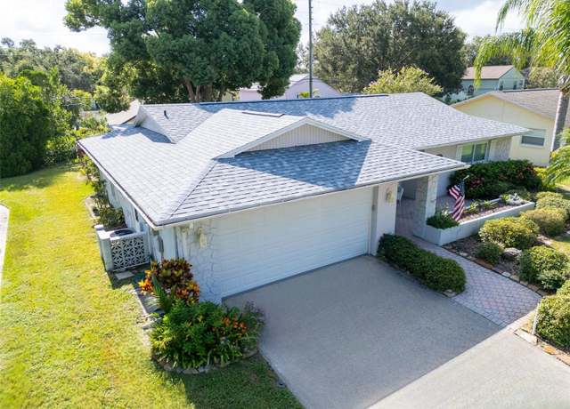 Property at 2113 Malcolm Dr, Palm Harbor, FL 34684, 2 beds, 2 baths