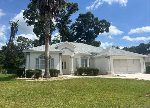 Property at 5915 NW 18th Pl, Ocala, FL 34482, 2 beds, 2 baths
